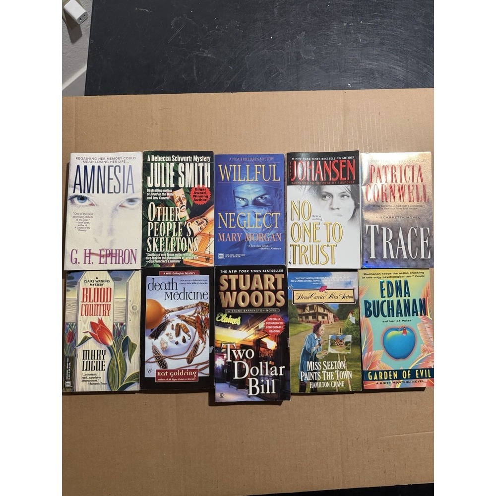 Lot‎ of 10 random murder mystery novel paperback books, various authors B19